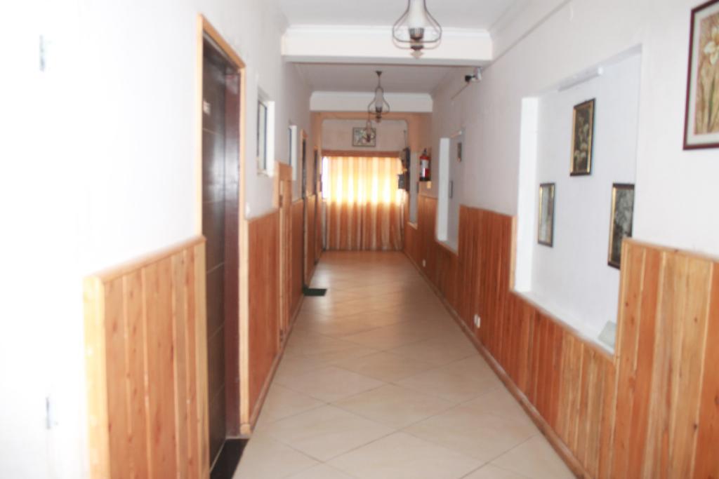 Hotel Sapphire Grand Ooty Exterior photo